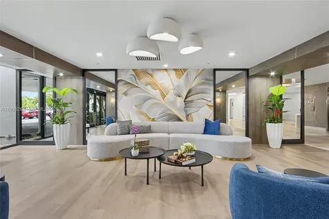 4200 Hillcrest Drive Hollywood FL 33021