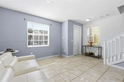 9113 SW 227th Street Cutler Bay FL 33190
