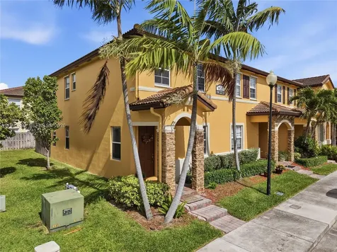 9113 SW 227th Street Cutler Bay FL 33190