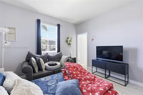 9113 SW 227th Street Cutler Bay FL 33190