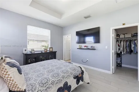 9113 SW 227th Street Cutler Bay FL 33190
