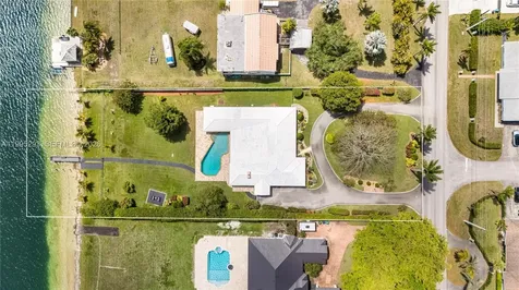 14021 SW 97th Avenue Miami FL 33176