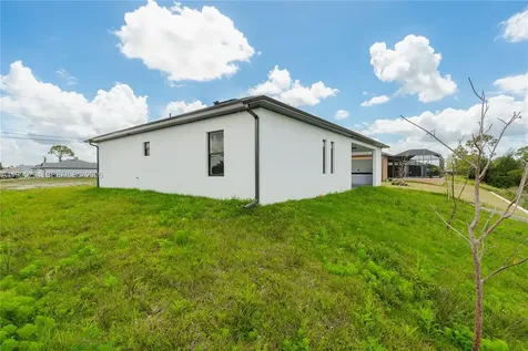 2834 NW 17th Place Cape Coral FL 33993