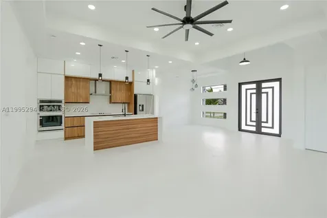 2834 NW 17th Place Cape Coral FL 33993