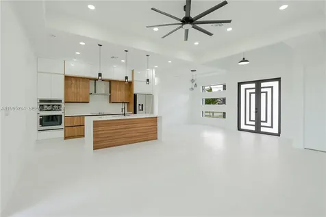 2834 NW 17th Place Cape Coral FL 33993