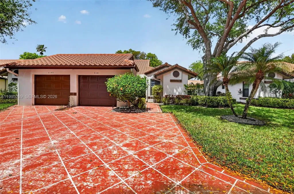6141 SE Sunny Pointe Circle Delray Beach FL 33484