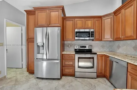 6141 SE Sunny Pointe Circle Delray Beach FL 33484