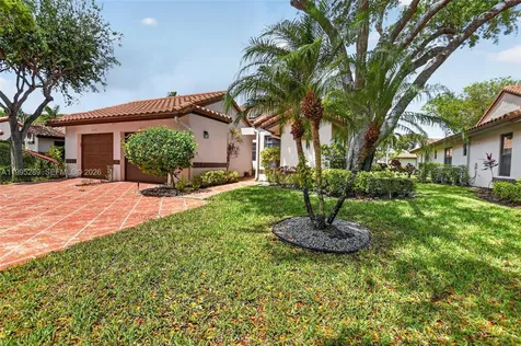 6141 SE Sunny Pointe Circle Delray Beach FL 33484