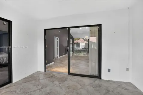 6141 SE Sunny Pointe Circle Delray Beach FL 33484