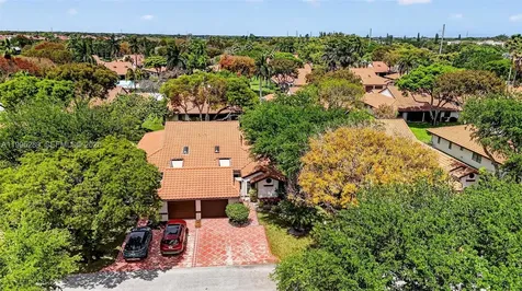 6141 SE Sunny Pointe Circle Delray Beach FL 33484