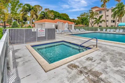 6141 SE Sunny Pointe Circle Delray Beach FL 33484