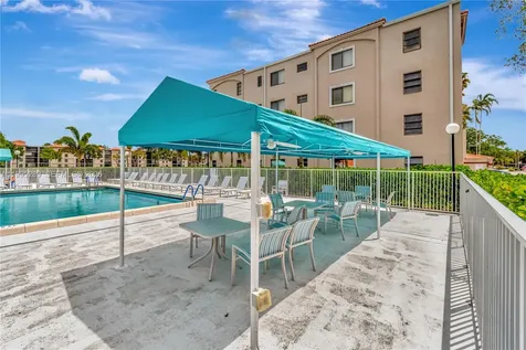 6141 SE Sunny Pointe Circle Delray Beach FL 33484
