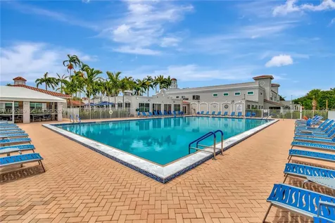 6141 SE Sunny Pointe Circle Delray Beach FL 33484