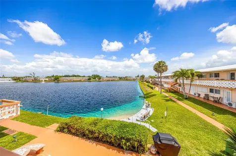 1015 SW 11th Avenue Hallandale Beach FL 33009