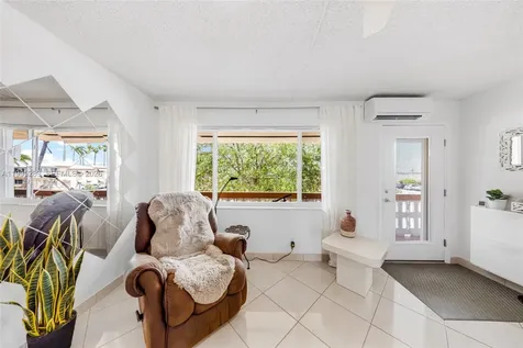 1015 SW 11th Avenue Hallandale Beach FL 33009