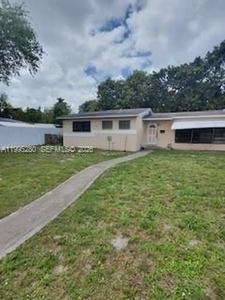 18640 NW 11th Road Miami Gardens FL 33169