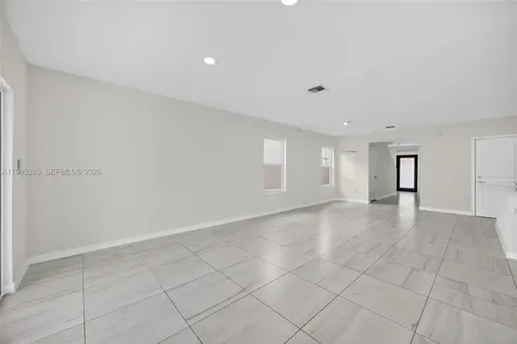 619 NE 5th Street Florida City FL 33034