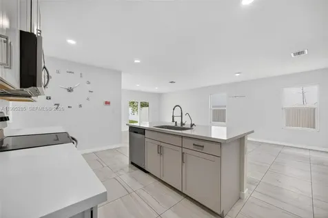 619 NE 5th Street Florida City FL 33034