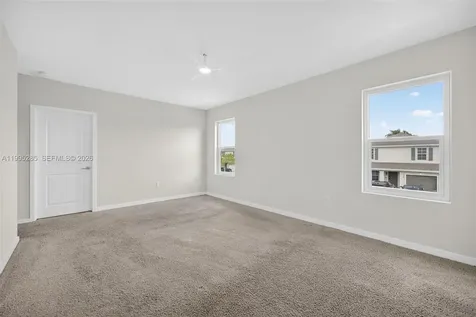 619 NE 5th Street Florida City FL 33034