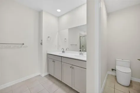 619 NE 5th Street Florida City FL 33034