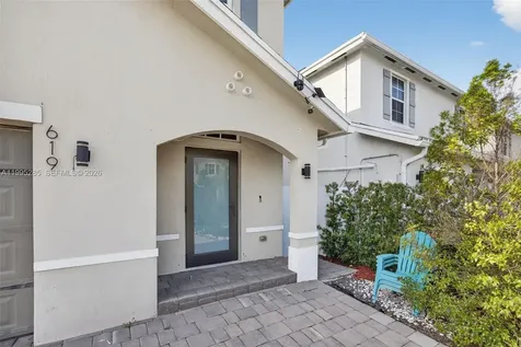 619 NE 5th Street Florida City FL 33034