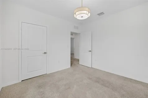619 NE 5th Street Florida City FL 33034
