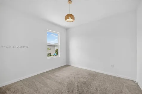 619 NE 5th Street Florida City FL 33034