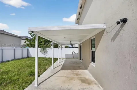 619 NE 5th Street Florida City FL 33034