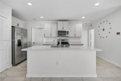 619 NE 5th Street Florida City FL 33034