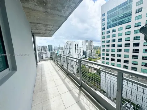 690 SW 1st Court Miami FL 33130