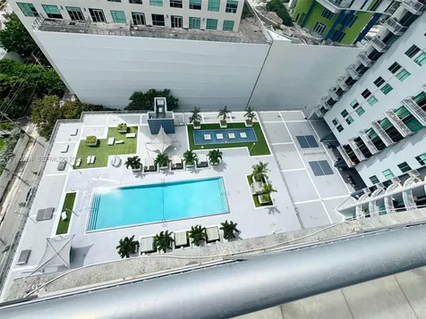 690 SW 1st Court Miami FL 33130