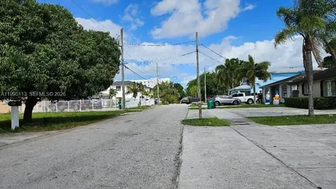 11972 SW 217th Street Miami FL 33170