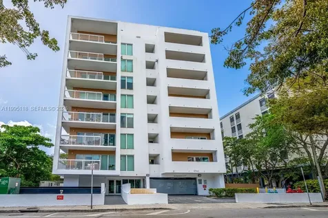 2740 SW 28th Terrace Miami FL 33133
