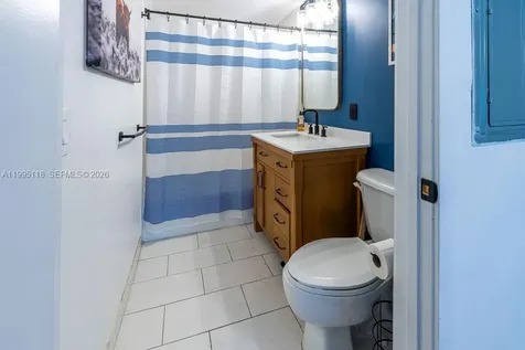 2740 SW 28th Terrace Miami FL 33133