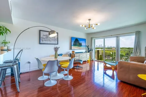 2740 SW 28th Terrace Miami FL 33133