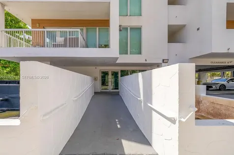 2740 SW 28th Terrace Miami FL 33133