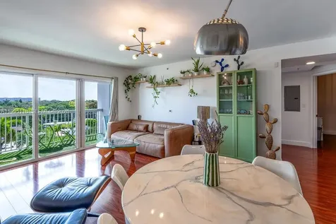 2740 SW 28th Terrace Miami FL 33133