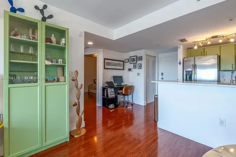 2740 SW 28th Terrace Miami FL 33133