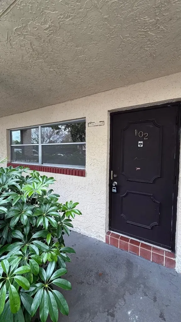 8604 NW 35th Street Coral Springs FL 3615