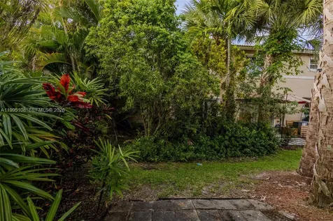 17009 NW 22nd Street Pembroke Pines FL 33028