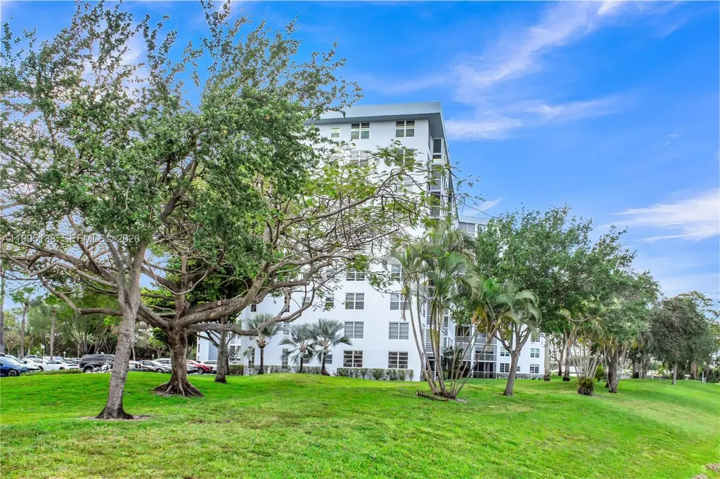 3010 N Course Drive Pompano Beach FL 33069