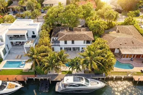 1895 NE 118th Road North Miami FL 33181