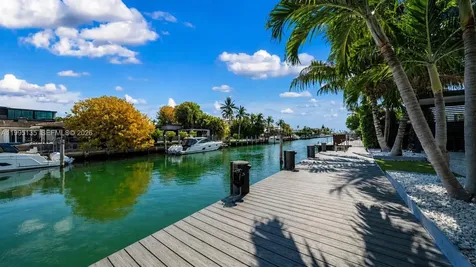 1895 NE 118th Road North Miami FL 33181