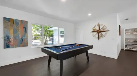 1895 NE 118th Road North Miami FL 33181