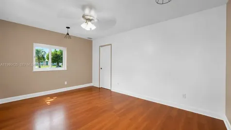 1895 NE 118th Road North Miami FL 33181