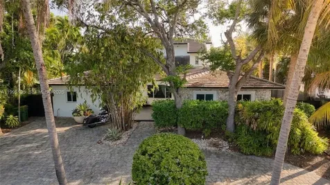1895 NE 118th Road North Miami FL 33181