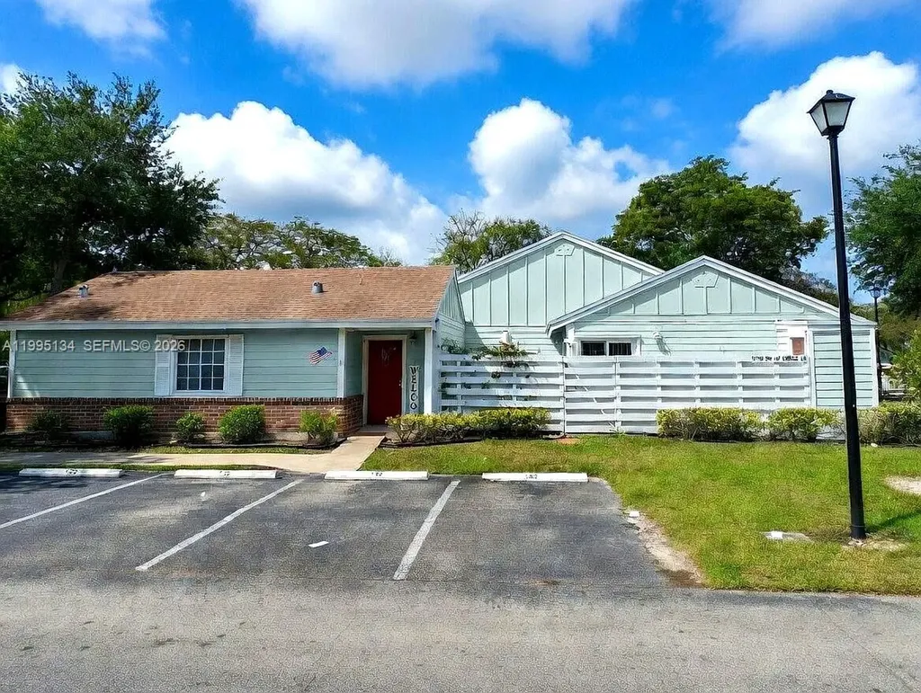 13719 SW 147th Circle Lane Miami FL 33186