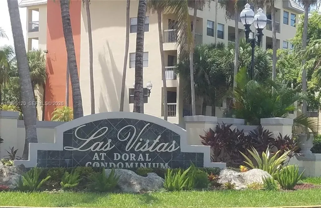 8180 Geneva Court Doral FL 33166