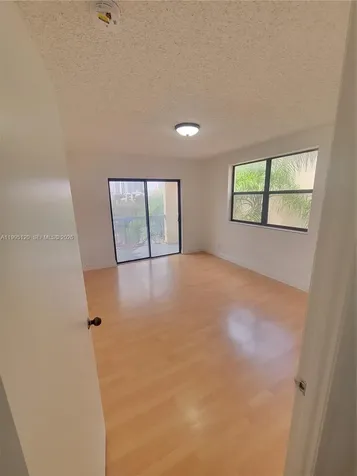 8180 Geneva Court Doral FL 33166