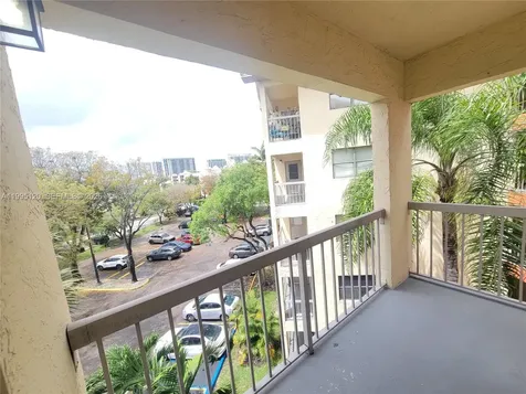 8180 Geneva Court Doral FL 33166
